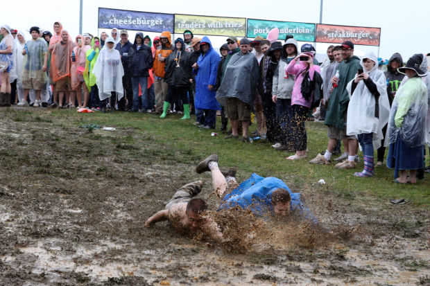 Kentucky Derby: Fun in the mud